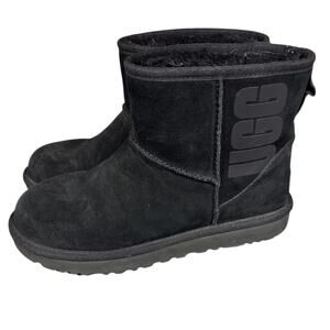 UGG Classic Short Black Suede Logo Boots Size 8